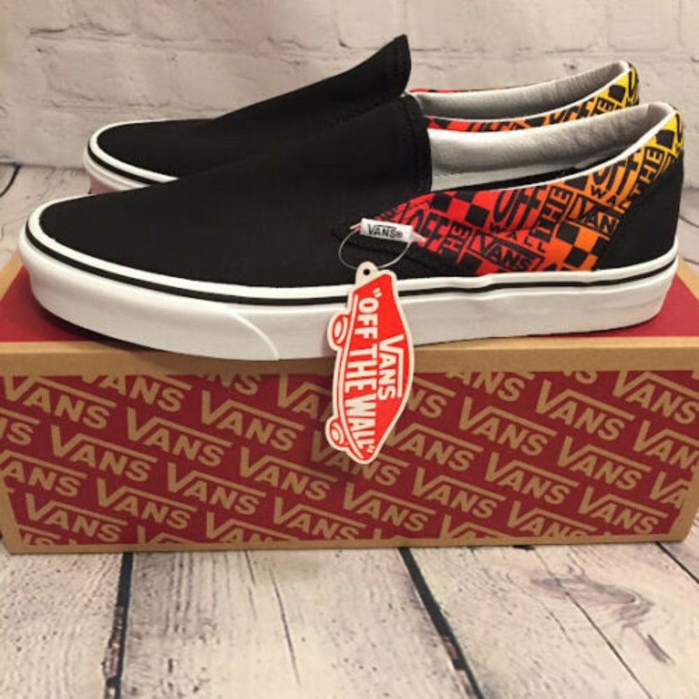 NIB Vans Classic Slip On Logo Flame Skate Shoes Bl
